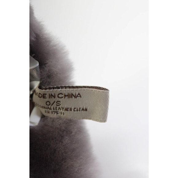 UGG Shearling Warm Earmuff Headphones Wearable Tech NEW - Picture 6 of 9